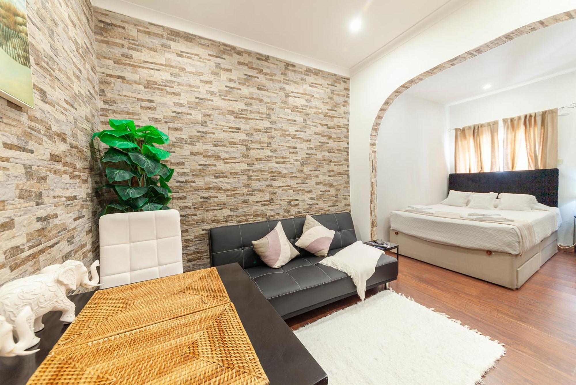 Governors Row Studios Lagos Room photo